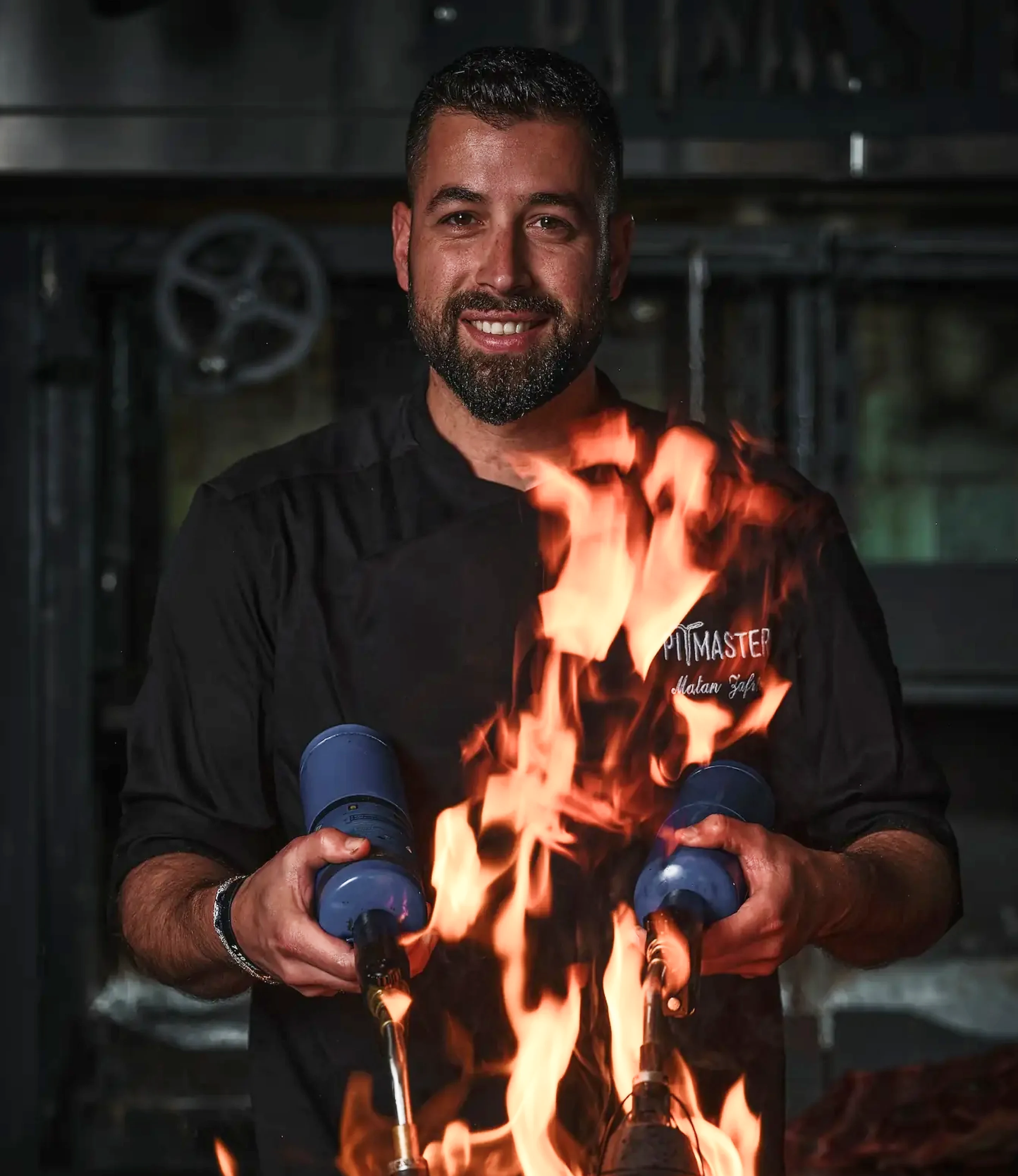 Portrait of pitmaster Matan Tzafrir